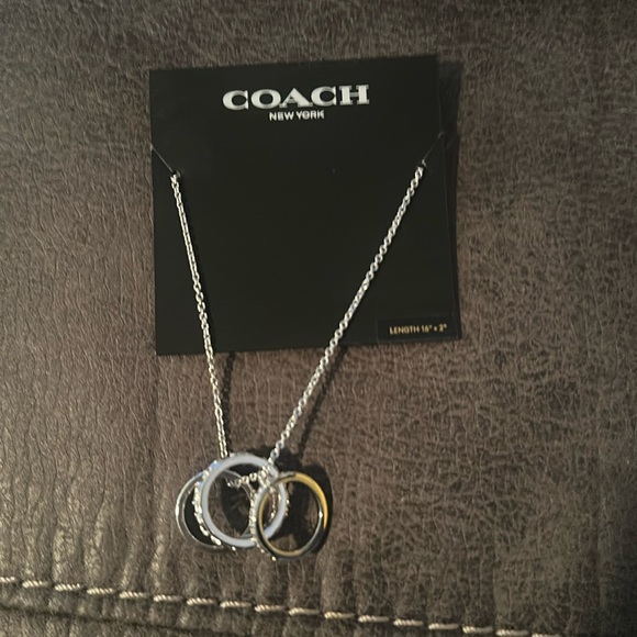 Coach Necklace - Picture 1 of 3